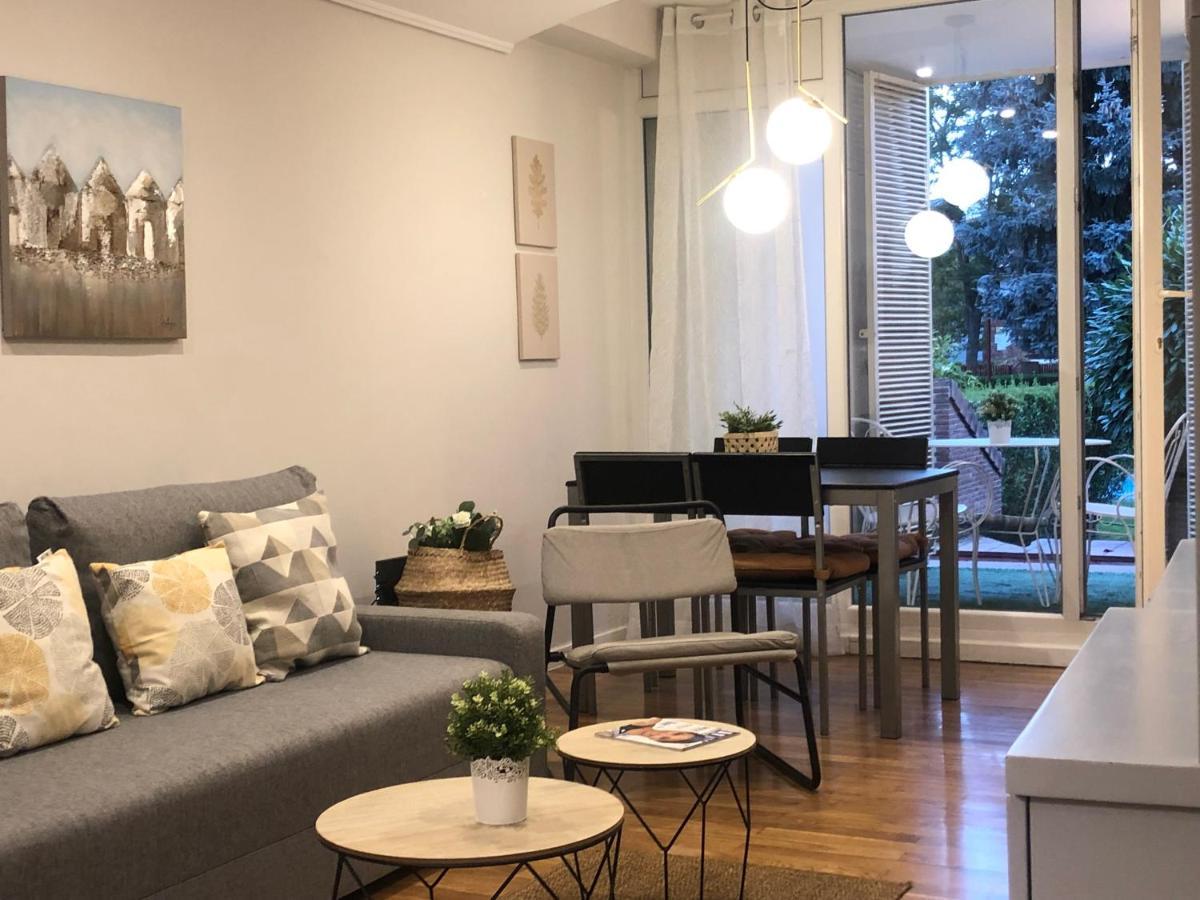Alojamientos Castellana Jardin 1 Y 2 Parking Y Piscina Gratis!! Burgo Zewnętrze zdjęcie